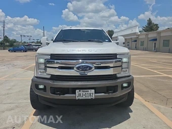 2017 Ford Super Duty F-250 King Ranch Crew Cab Medium Bed - miniatura 2