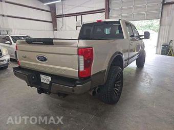 2017 Ford Super Duty F-250 King Ranch Crew Cab Medium Bed - miniatura 3