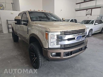 2017 Ford Super Duty F-250 King Ranch Crew Cab Medium Bed - miniatura 4
