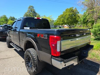2017 Ford Super Duty F-250 King Ranch Crew Cab Medium Bed - miniatura 6