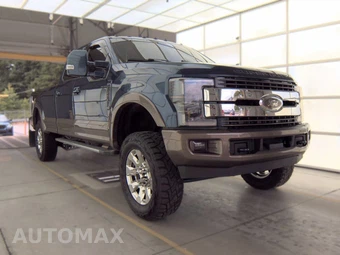 2017 Ford Super Duty F-250 Lariat Crew Cab Long Bed - miniatura 3