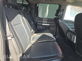 2017 Ford Super Duty F-250 Lariat Crew Cab Medium Bed - miniatura 16