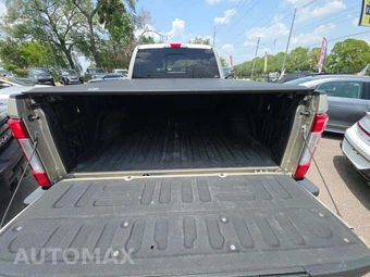2017 Ford Super Duty F-250 Lariat Crew Cab Medium Bed - miniatura 14
