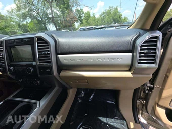 2017 Ford Super Duty F-250 Lariat Crew Cab Medium Bed - miniatura 19