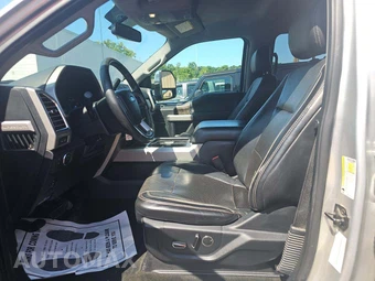 2017 Ford Super Duty F-250 Lariat Crew Cab Medium Bed - miniatura 6