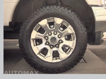 2017 Ford Super Duty F-250 Lariat Crew Cab Medium Bed - miniatura 10