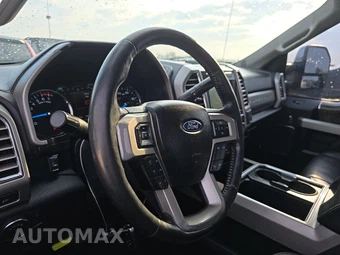 2017 Ford Super Duty F-250 Lariat Crew Cab Medium Bed - miniatura 16