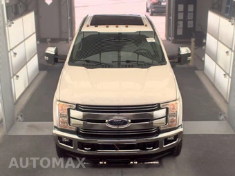 2017 Ford Super Duty F-250 Lariat Crew Cab Medium Bed - miniatura 2
