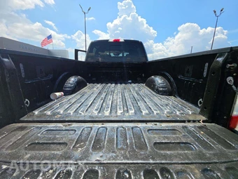 2017 Ford Super Duty F-250 Lariat Crew Cab Medium Bed - miniatura 14