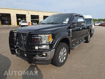 2017 Ford Super Duty F-250 Lariat Crew Cab Medium Bed