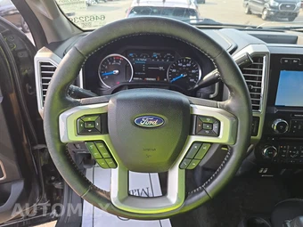2017 Ford Super Duty F-250 Lariat Crew Cab Medium Bed - miniatura 10