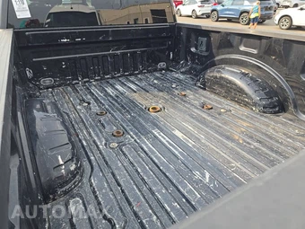 2017 Ford Super Duty F-250 Lariat Crew Cab Medium Bed - miniatura 16