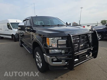 2017 Ford Super Duty F-250 Lariat Crew Cab Medium Bed - miniatura 3