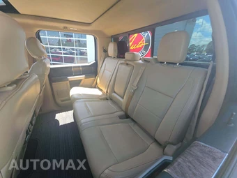 2017 Ford Super Duty F-250 Lariat Crew Cab Medium Bed - miniatura 10