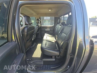 2017 Ford Super Duty F-250 Lariat Crew Cab Medium Bed - miniatura 10