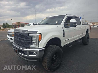 2017 Ford Super Duty F-250 Lariat Crew Cab Medium Bed