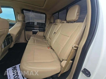 2017 Ford Super Duty F-250 Lariat Crew Cab Medium Bed - miniatura 13