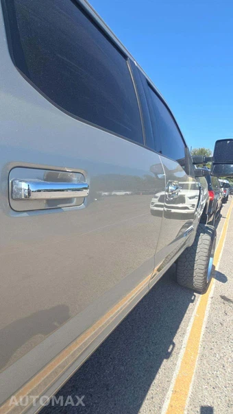 2017 Ford Super Duty F-250 Lariat Crew Cab Medium Bed - miniatura 31