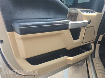 2017 Ford Super Duty F-250 Lariat Crew Cab Medium Bed - miniatura 9