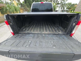 2017 Ford Super Duty F-250 Lariat Crew Cab Medium Bed - miniatura 14