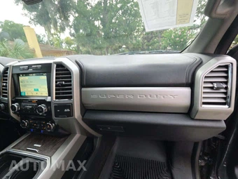 2017 Ford Super Duty F-250 Lariat Crew Cab Medium Bed - miniatura 19