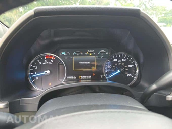 2017 Ford Super Duty F-250 Lariat Crew Cab Medium Bed - miniatura 9