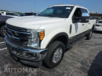 2017 Ford Super Duty F-250 Lariat Crew Cab Medium Bed