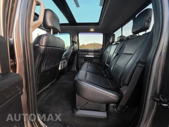 2017 Ford Super Duty F-250 Lariat Crew Cab Medium Bed - miniatura 10