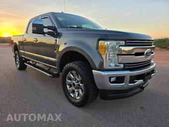2017 Ford Super Duty F-250 Lariat Crew Cab Medium Bed - miniatura 7