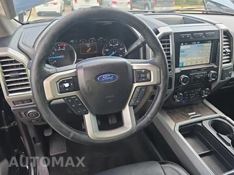 2017 Ford Super Duty F-250 Lariat Crew Cab Medium Bed - miniatura 8