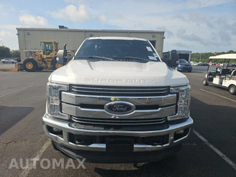 2017 Ford Super Duty F-250 Lariat Crew Cab Medium Bed - miniatura 2