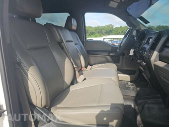 2017 Ford Super Duty F-250 Lariat Crew Cab Medium Bed - miniatura 8