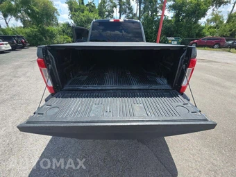 2017 Ford Super Duty F-250 Lariat Crew Cab Medium Bed - miniatura 11