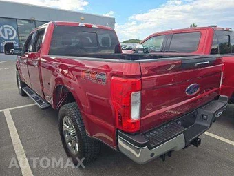 2017 Ford Super Duty F-250 Lariat Crew Cab Medium Bed - miniatura 2
