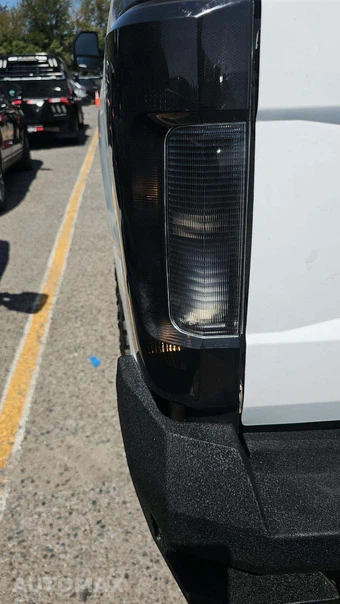 2017 Ford Super Duty F-250 Lariat Crew Cab Medium Bed - miniatura 32