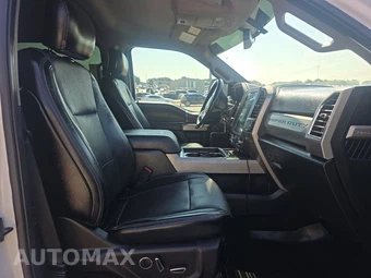 2017 Ford Super Duty F-250 Lariat Crew Cab Medium Bed - miniatura 8
