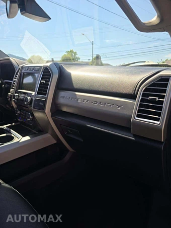 2017 Ford Super Duty F-250 Lariat Crew Cab Medium Bed - miniatura 19