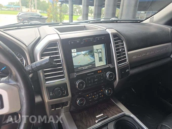 2017 Ford Super Duty F-250 Lariat Crew Cab Medium Bed - miniatura 10