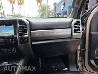 2017 Ford Super Duty F-250 Lariat Crew Cab Medium Bed - miniatura 19