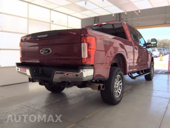 2017 Ford Super Duty F-250 Lariat Crew Cab Medium Bed - miniatura 4