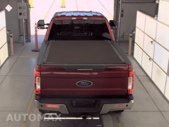 2017 Ford Super Duty F-250 Lariat Crew Cab Medium Bed - miniatura 5
