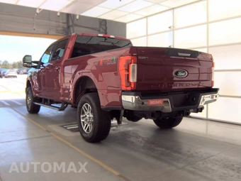 2017 Ford Super Duty F-250 Lariat Crew Cab Medium Bed - miniatura 6