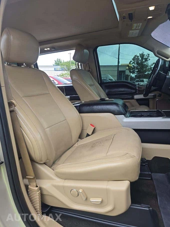 2017 Ford Super Duty F-250 Lariat Crew Cab Medium Bed - miniatura 18