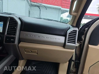 2017 Ford Super Duty F-250 Lariat Crew Cab Medium Bed - miniatura 19
