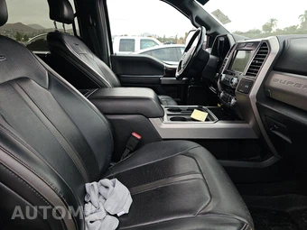 2017 Ford Super Duty F-250 Platinum Crew Cab Long Bed - miniatura 8