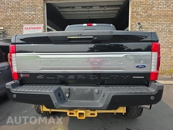 2017 Ford Super Duty F-250 Platinum Crew Cab Medium Bed - miniatura 5