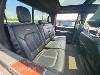 2017 Ford Super Duty F-250 Platinum Crew Cab Medium Bed - miniatura 16