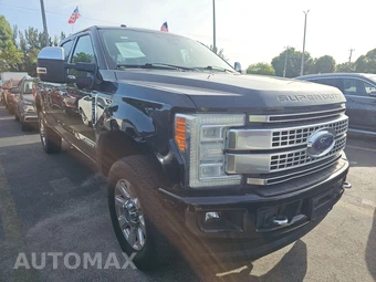 2017 Ford Super Duty F-250 Platinum Crew Cab Medium Bed - miniatura 3