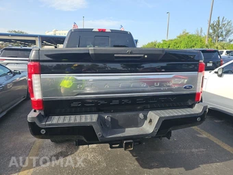 2017 Ford Super Duty F-250 Platinum Crew Cab Medium Bed - miniatura 5