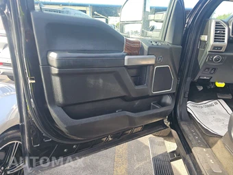 2017 Ford Super Duty F-250 Platinum Crew Cab Medium Bed - miniatura 9